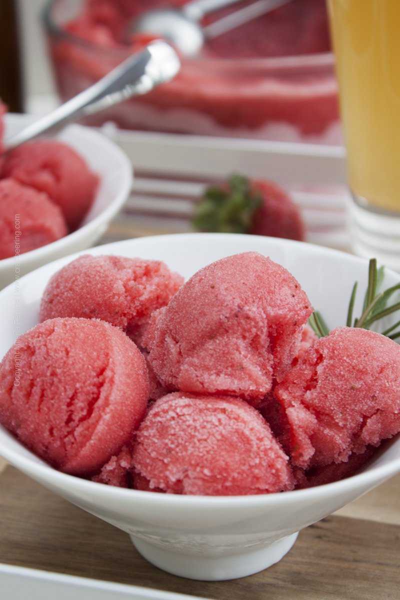 Summer Blonde Ale Strawberry Sorbet - beer and strawberries make the perfect pair. 