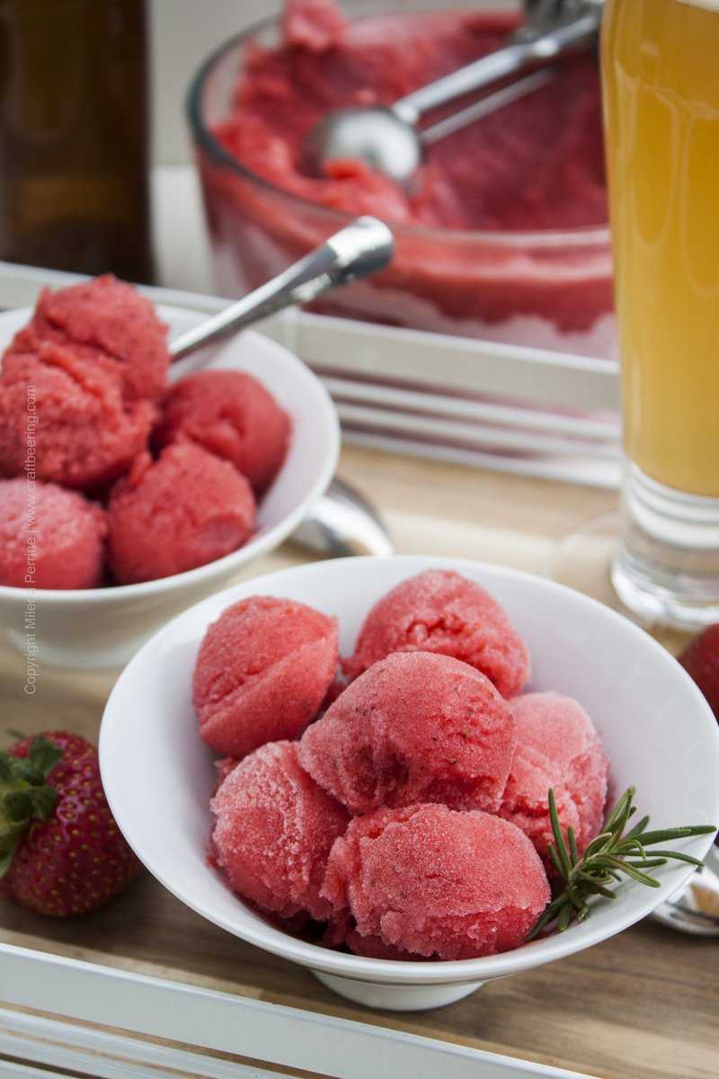 Ale strawberry sorbet with summer blonde ale. 