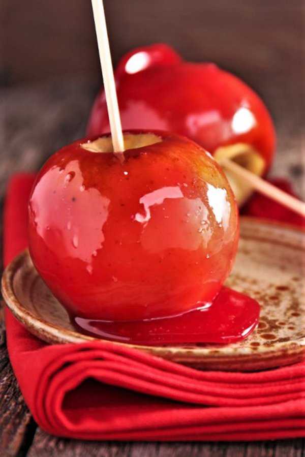 Candied apples - popular German dessert during Oktoberfest and the Christmas holidays