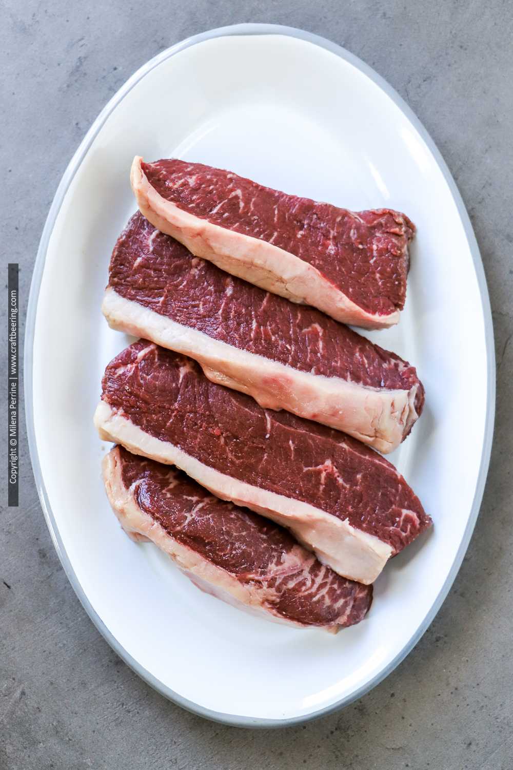 Raw coulotte steak