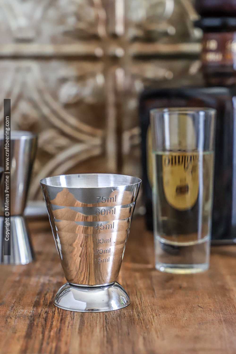 How Many Ml in a Shot Glass? - Craft Beering